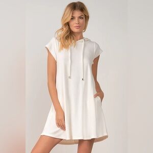 ELAN White/ivory hooded terry dress or swim cover-up Sz M